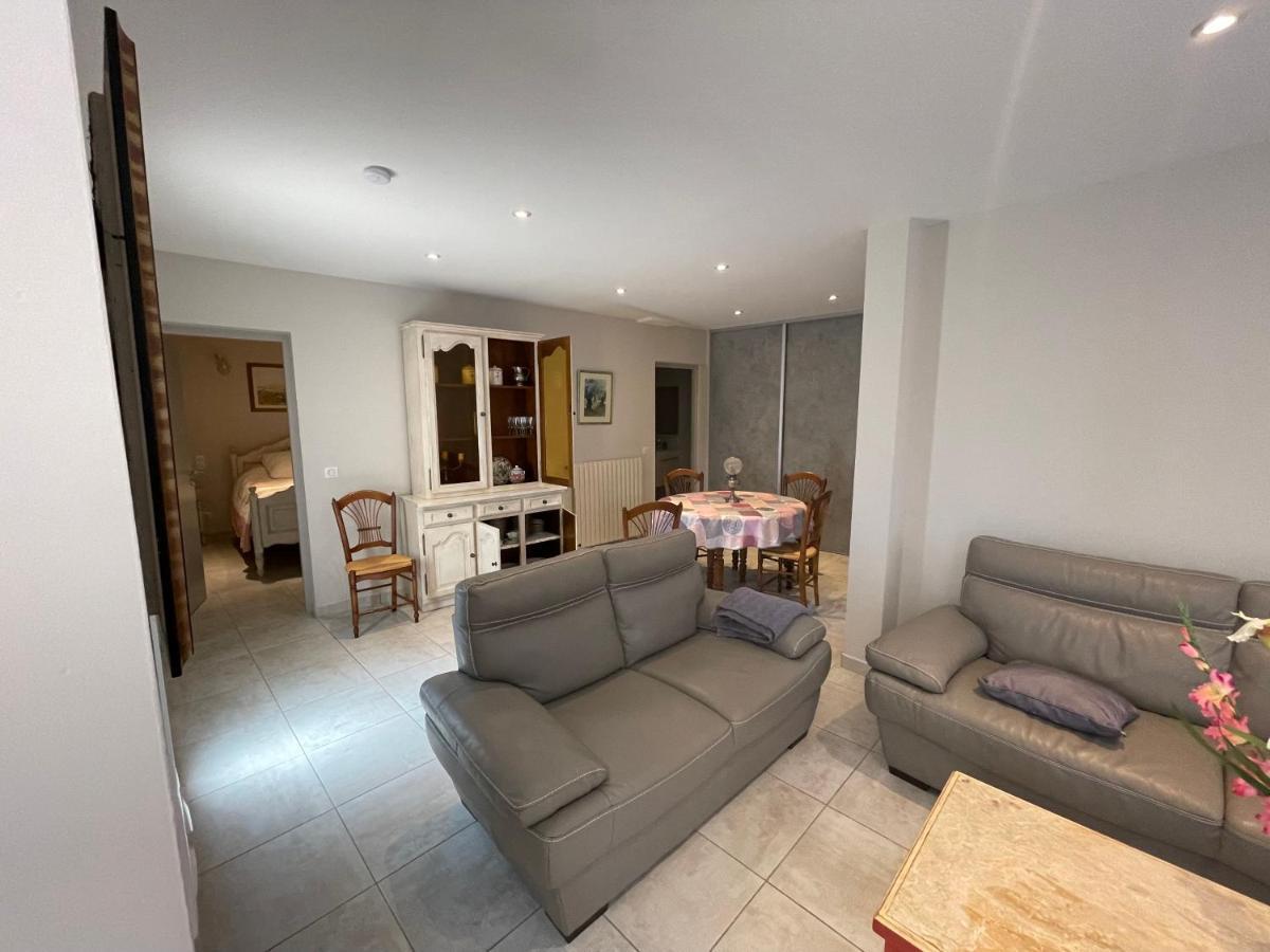 Petite Maison Pres Du Centre L'Isle-sur-la-Sorgue Bagian luar foto